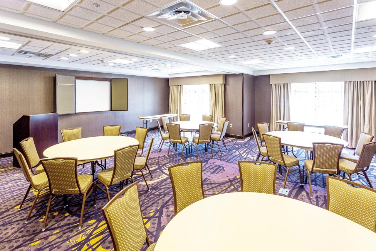 Holiday Inn Express Hotel & Suites Billings By Ihg Exterior photo