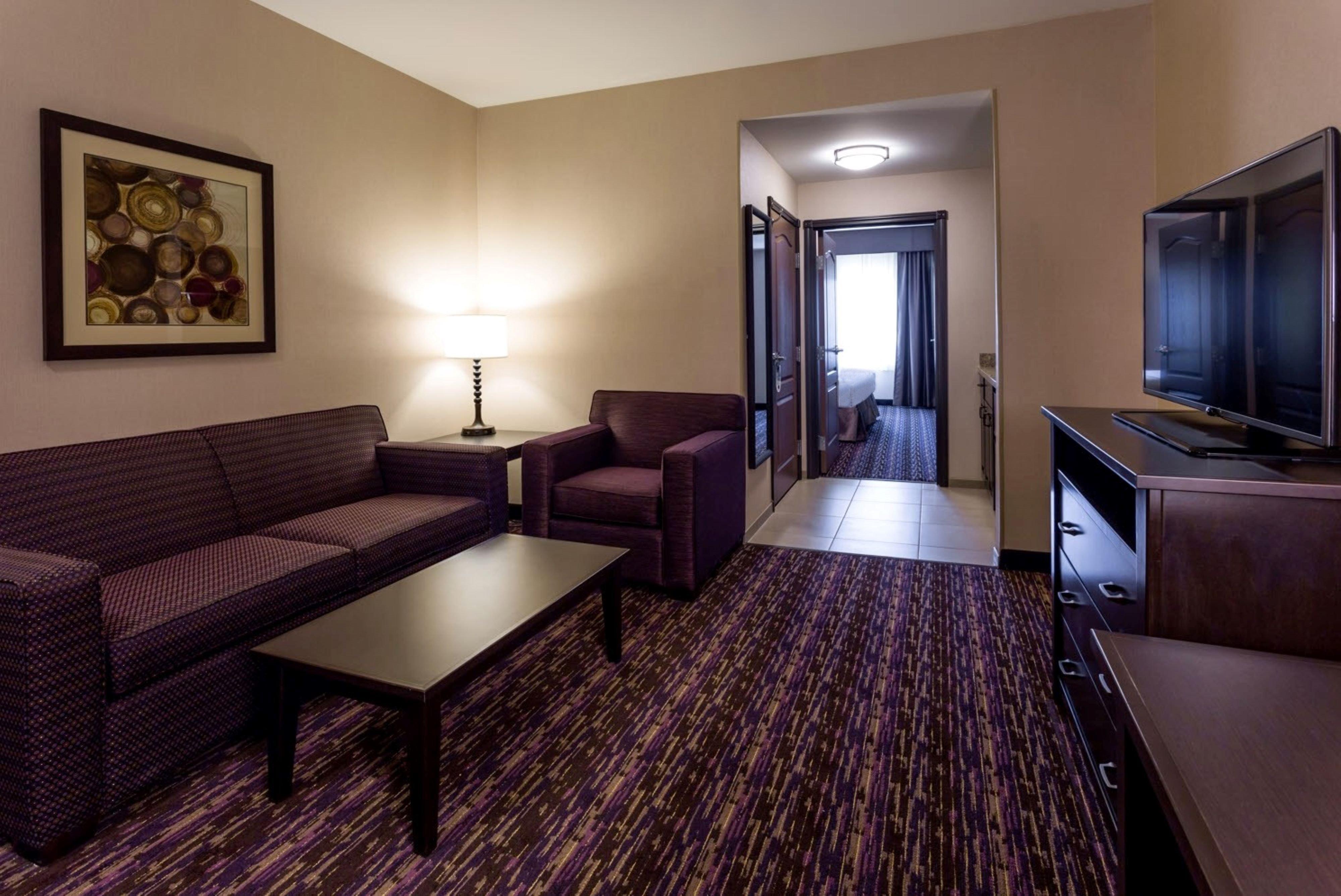 Holiday Inn Express Hotel & Suites Billings By Ihg Exterior photo